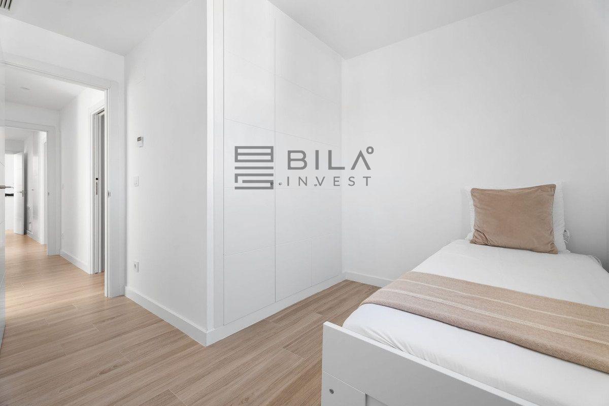 Flat for Sale in Mijas