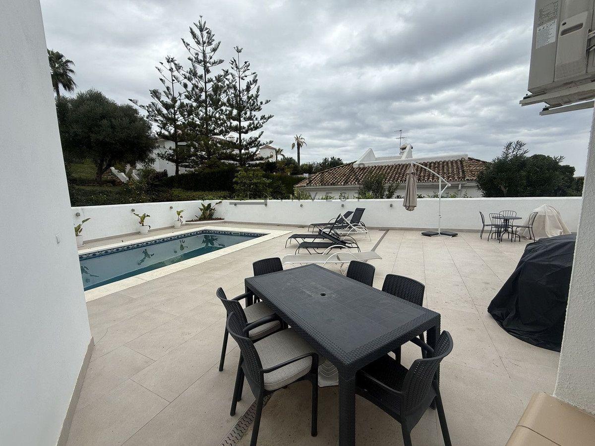 Chalet for Sale in Mijas