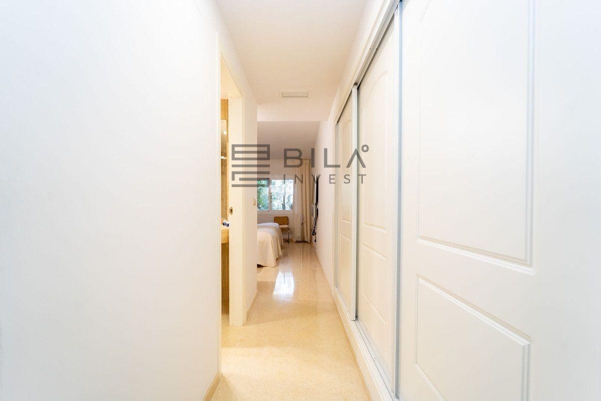 Flat for Sale in Marbella