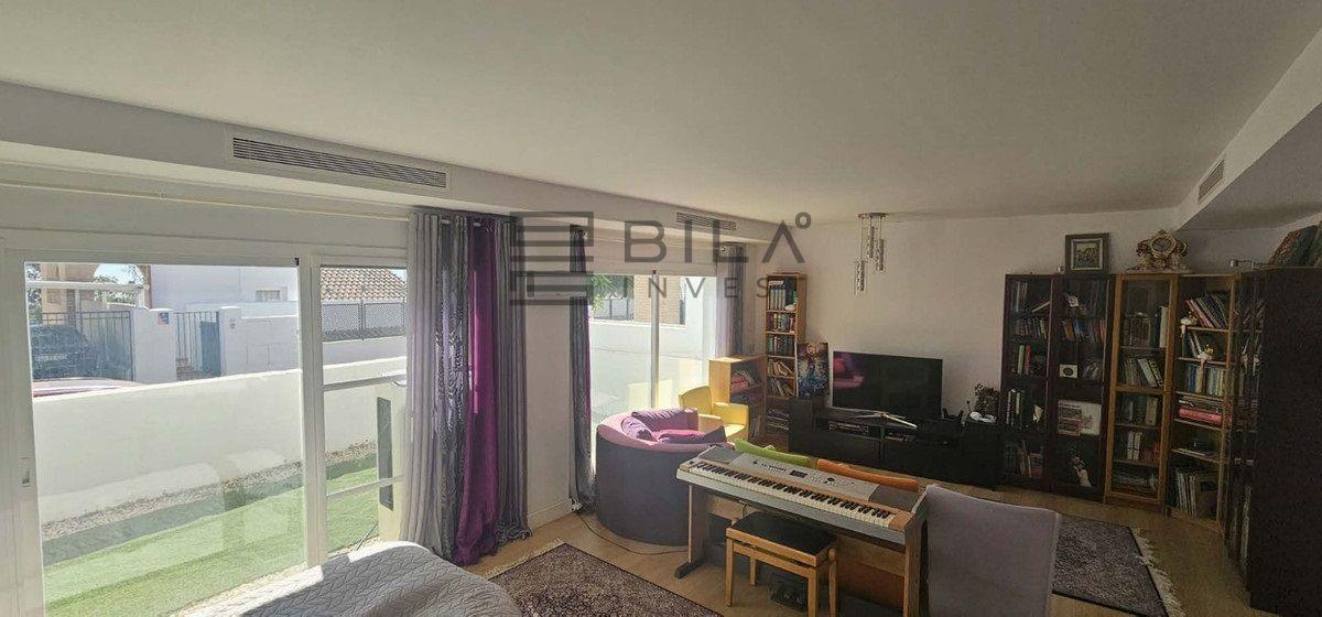 Chalet for Sale in Benalmádena