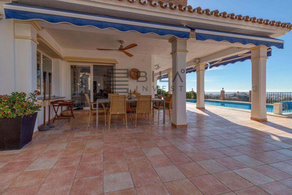 Chalet for Sale in Mijas