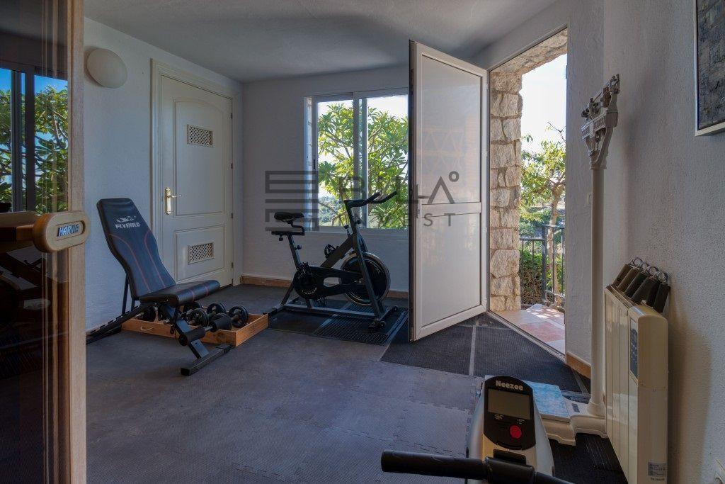 Chalet for Sale in Mijas