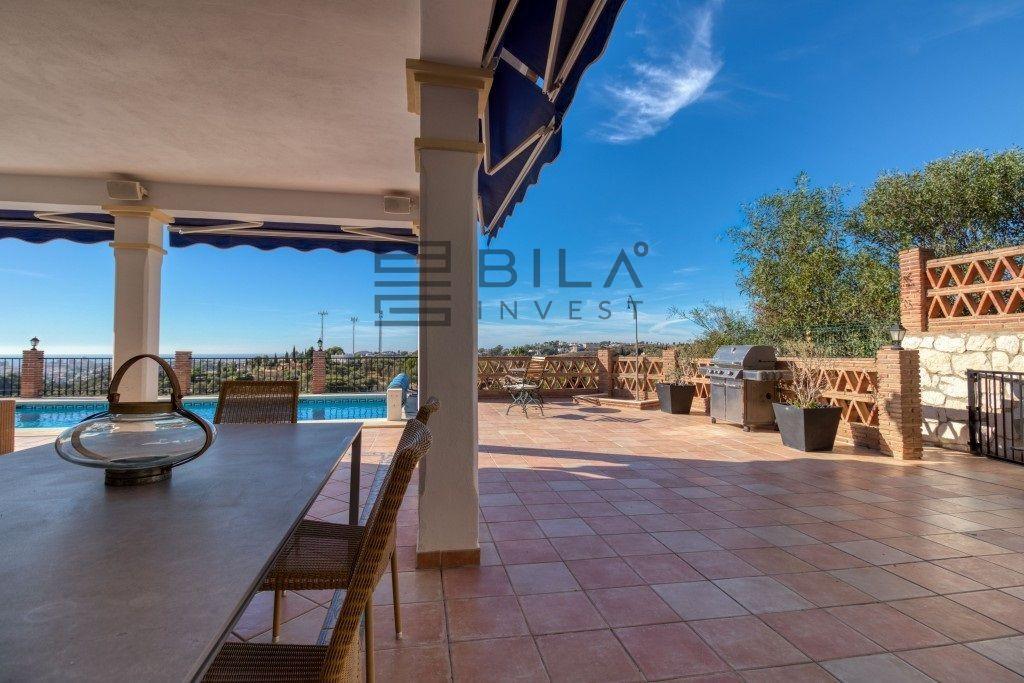 Chalet for Sale in Mijas