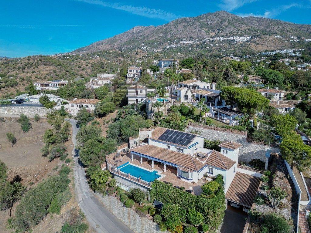 Chalet for Sale in Mijas