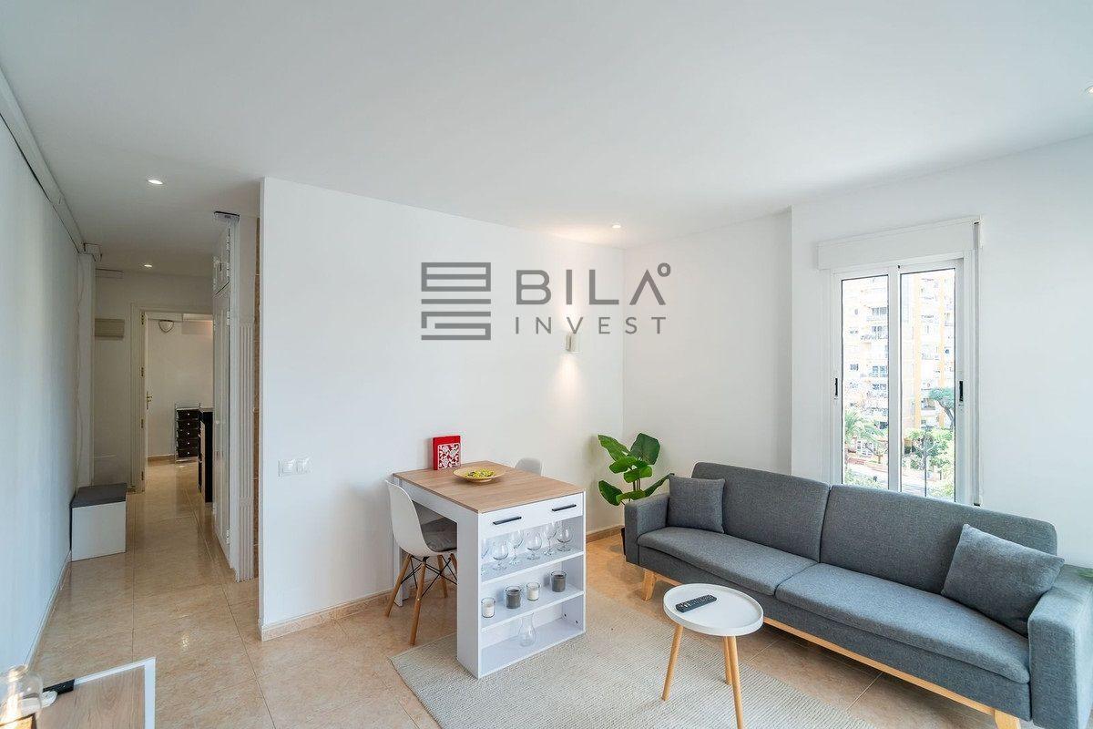 Flat for Sale in Benalmádena