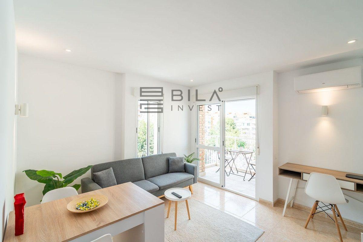 Flat for Sale in Benalmádena