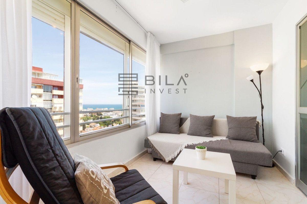 Flat for Sale in Benalmádena