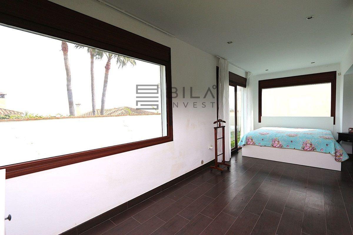 Chalet for Sale in Mijas