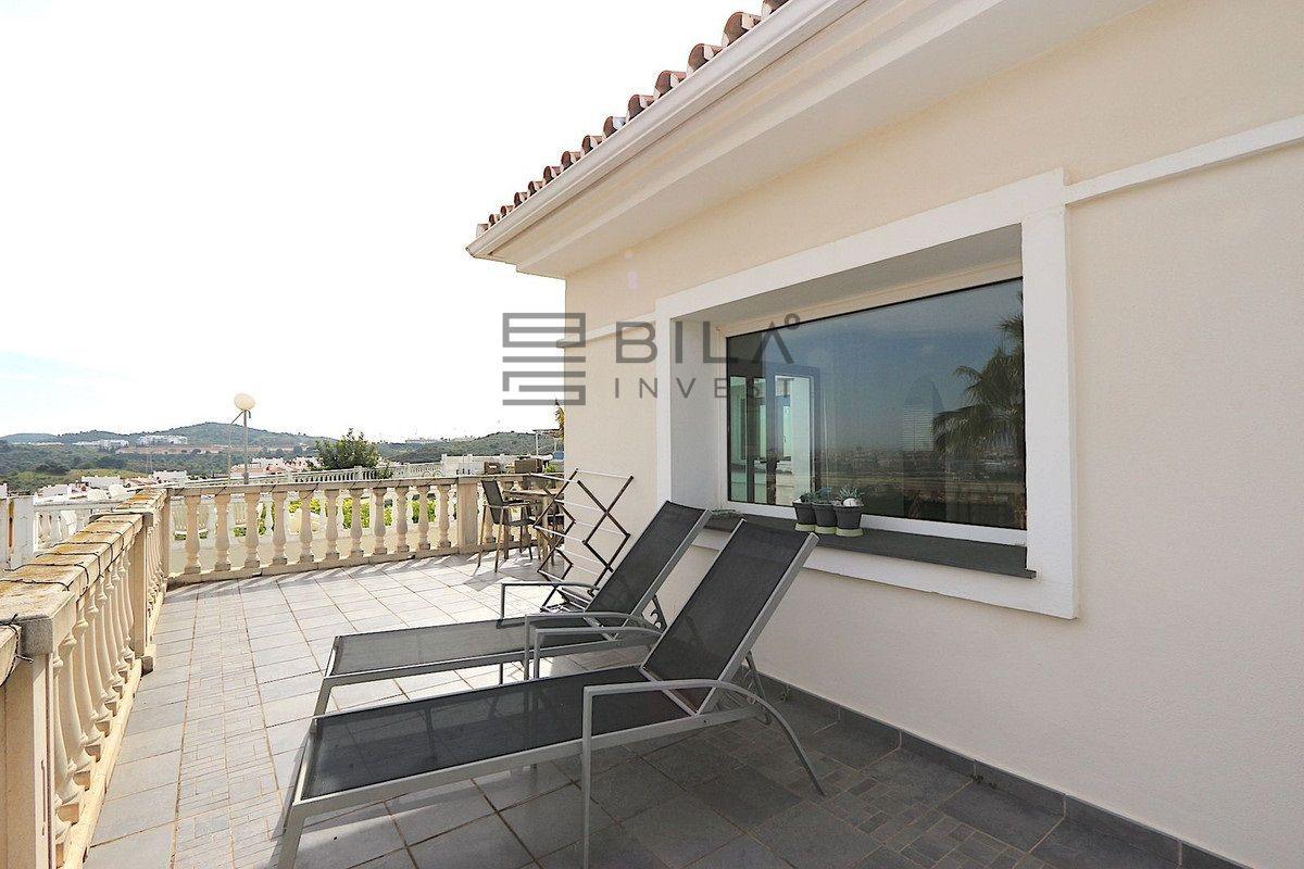Chalet for Sale in Mijas
