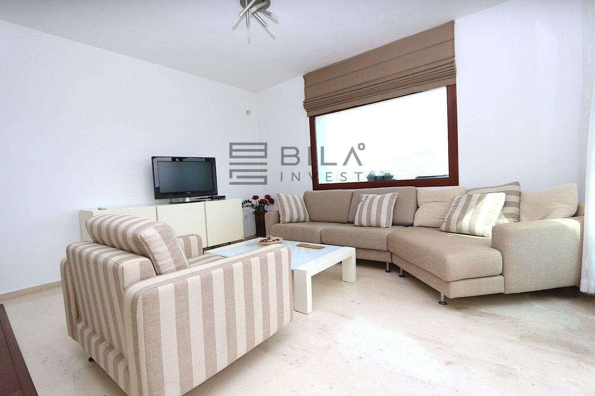 Chalet for Sale in Mijas