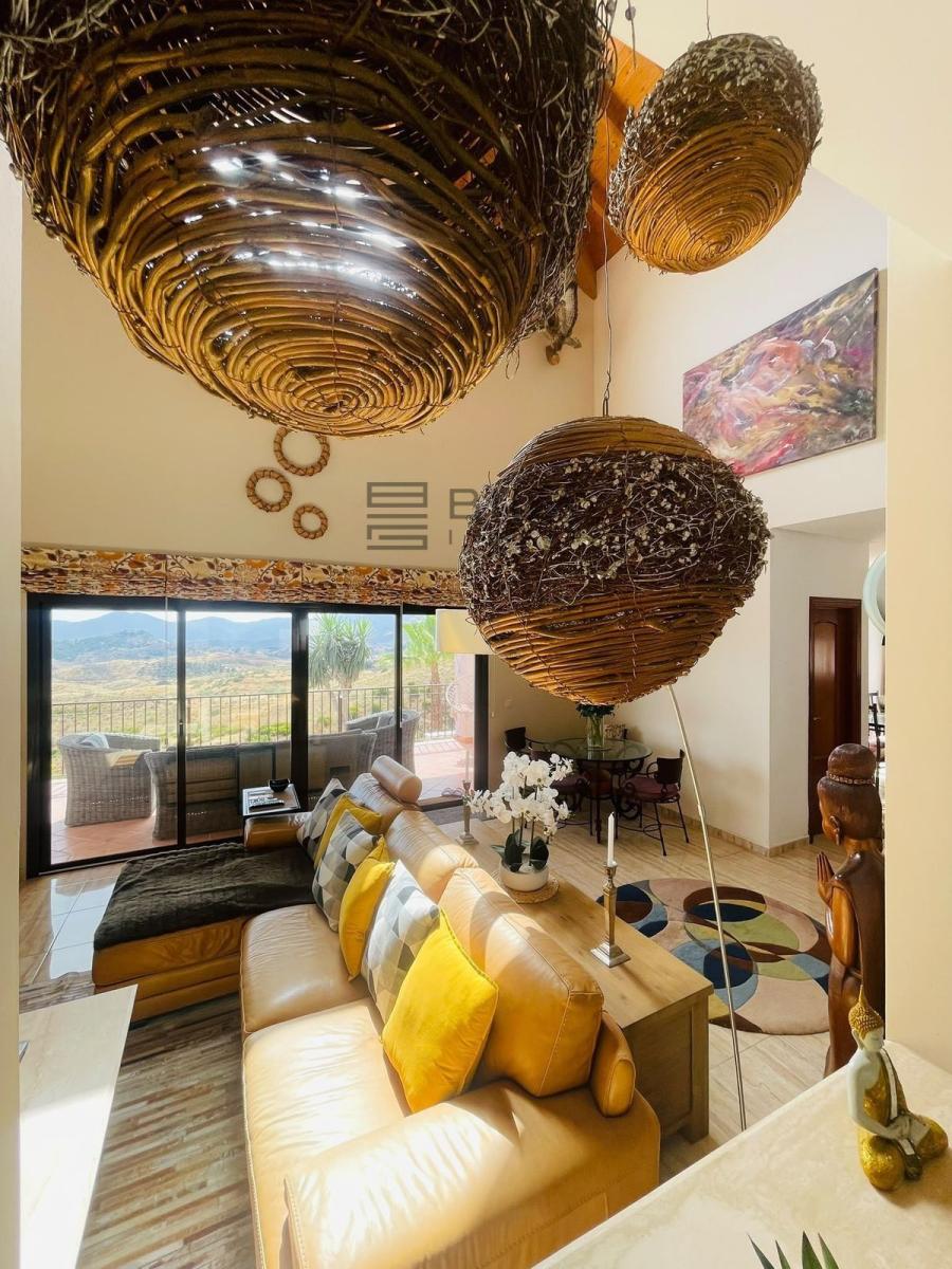 Chalet for Sale in Mijas