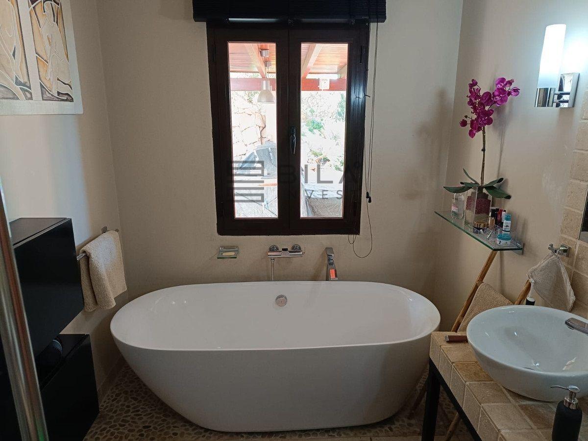 Chalet for Sale in Mijas