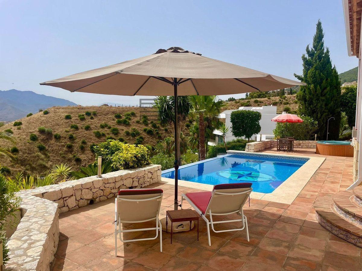 Chalet for Sale in Mijas