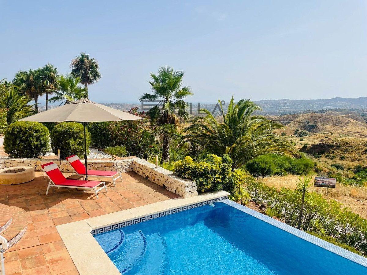 Chalet for Sale in Mijas