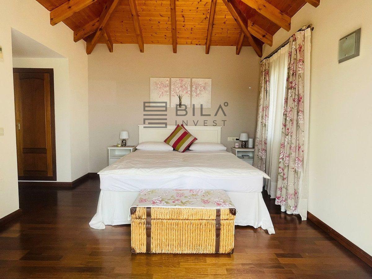 Chalet for Sale in Mijas