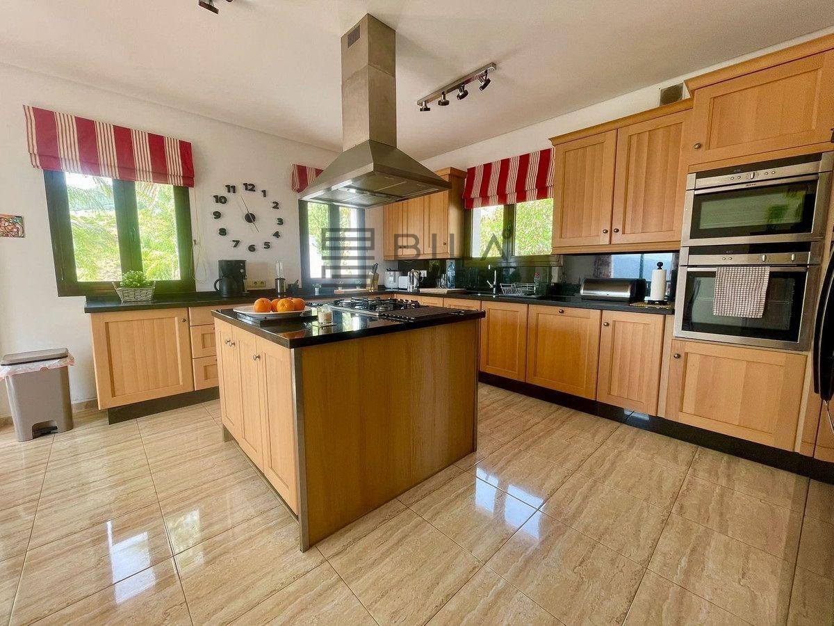 Chalet for Sale in Mijas