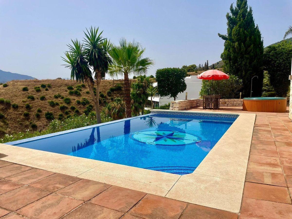 Chalet for Sale in Mijas