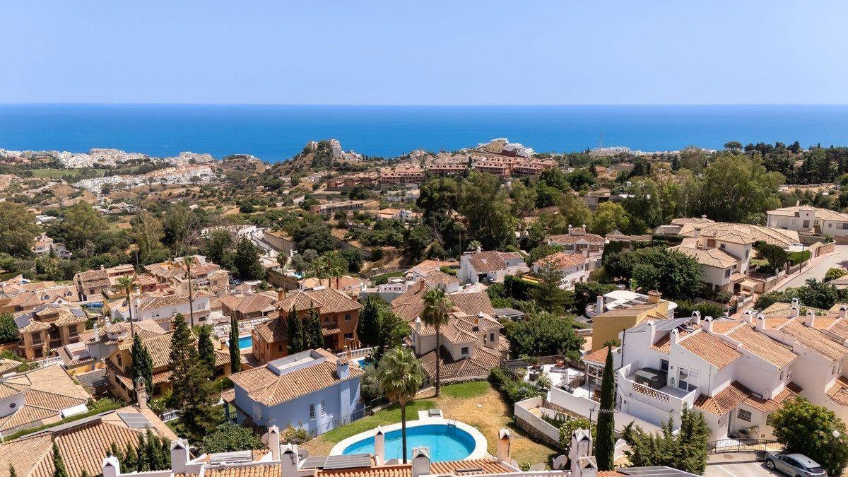 Adosado en Venta en Benalmádena
