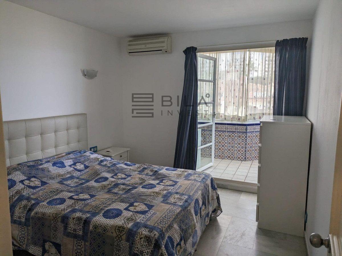 Flat for Sale in Benalmádena