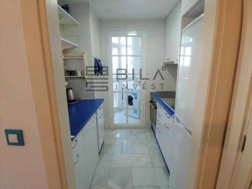 Flat for Sale in Benalmádena