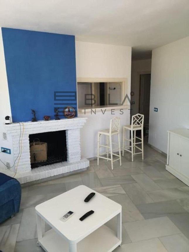 Flat for Sale in Benalmádena