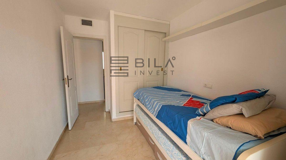 Flat for Sale in Benalmádena