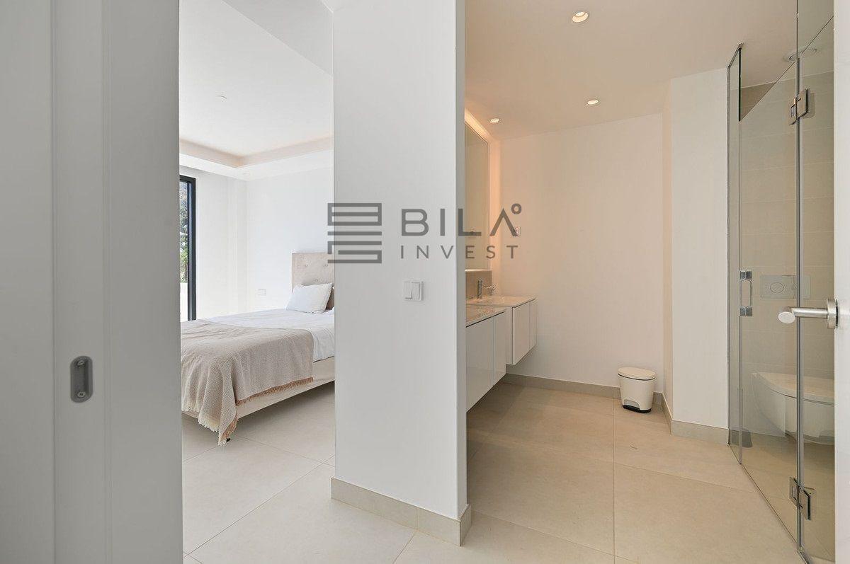Chalet for Sale in Benalmádena