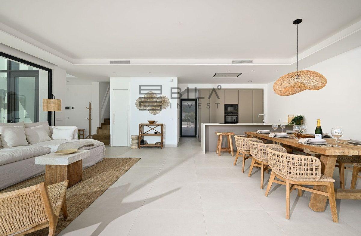 Chalet for Sale in Benalmádena