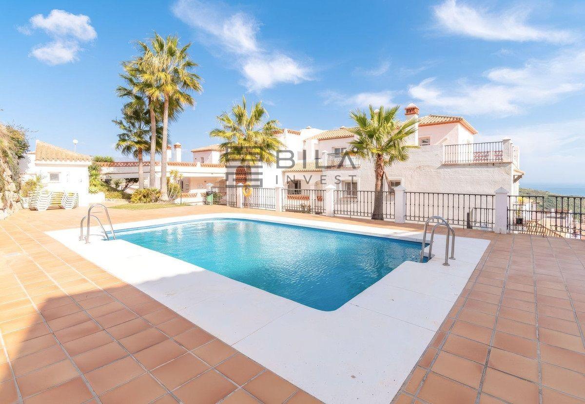 Flat for Sale in Mijas