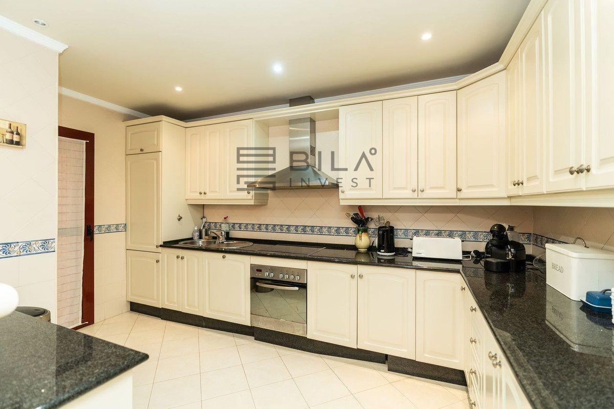 Flat for Sale in Marbella