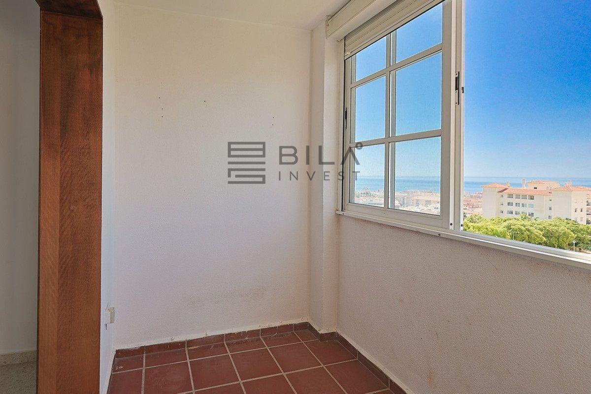 Flat for Sale in Benalmádena