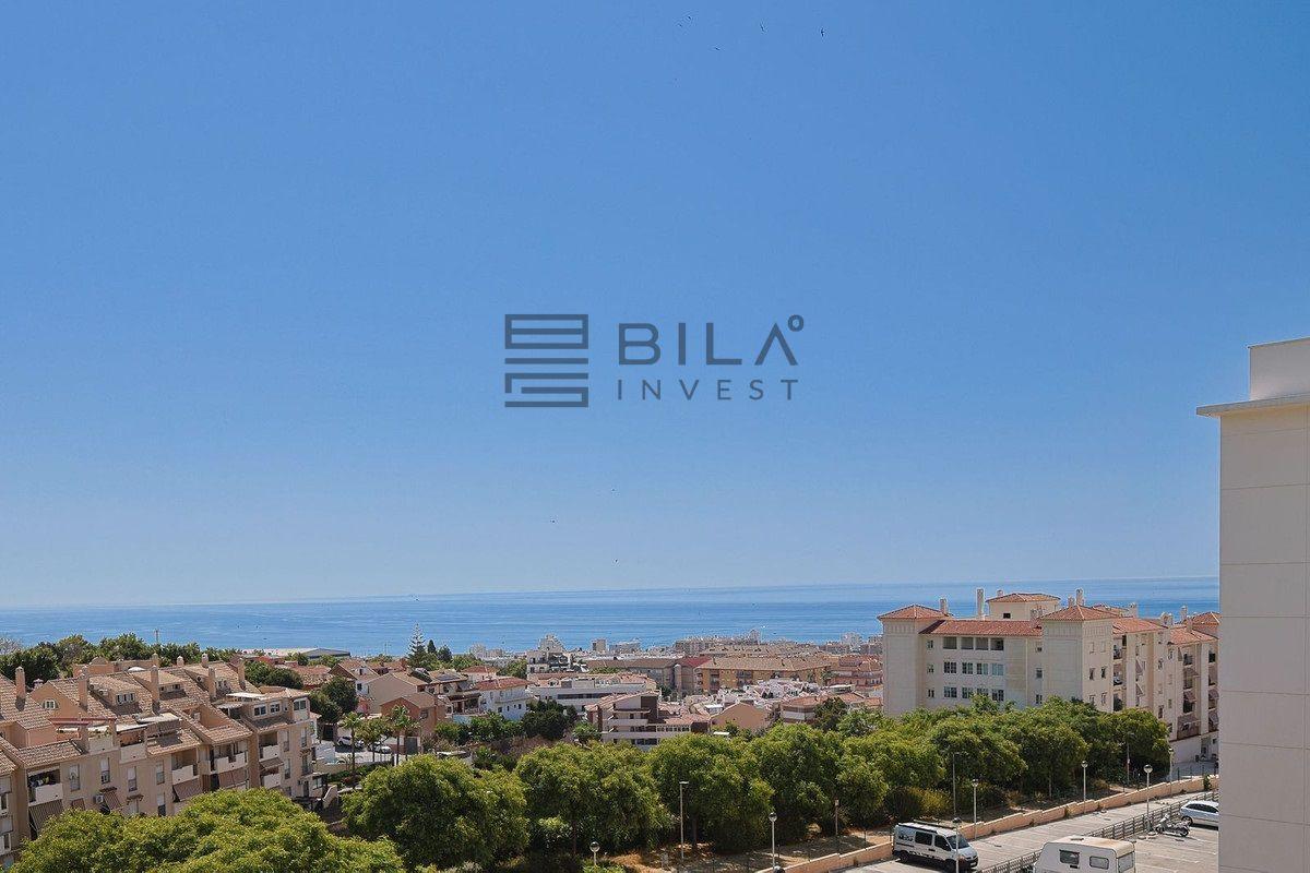 Flat for Sale in Benalmádena