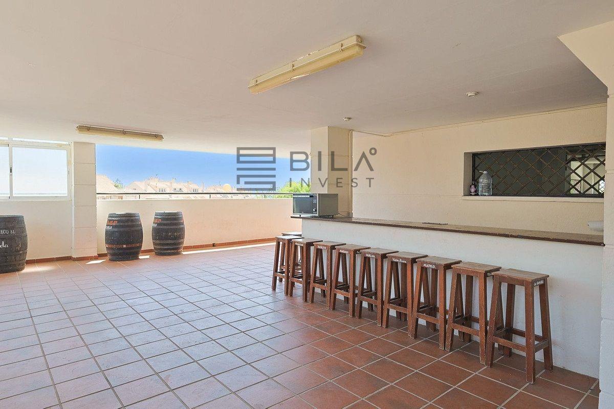 Flat for Sale in Benalmádena
