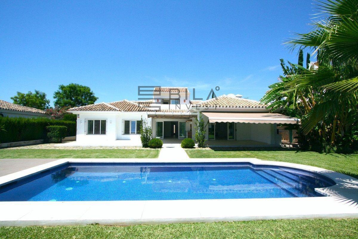 Chalet for Sale in Mijas