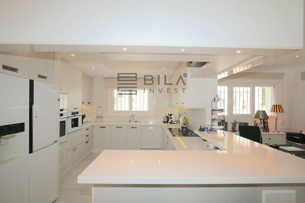 Chalet for Sale in Mijas