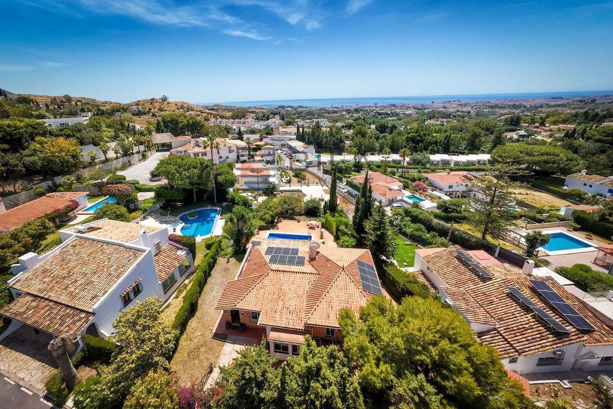 Chalet for Sale in Mijas