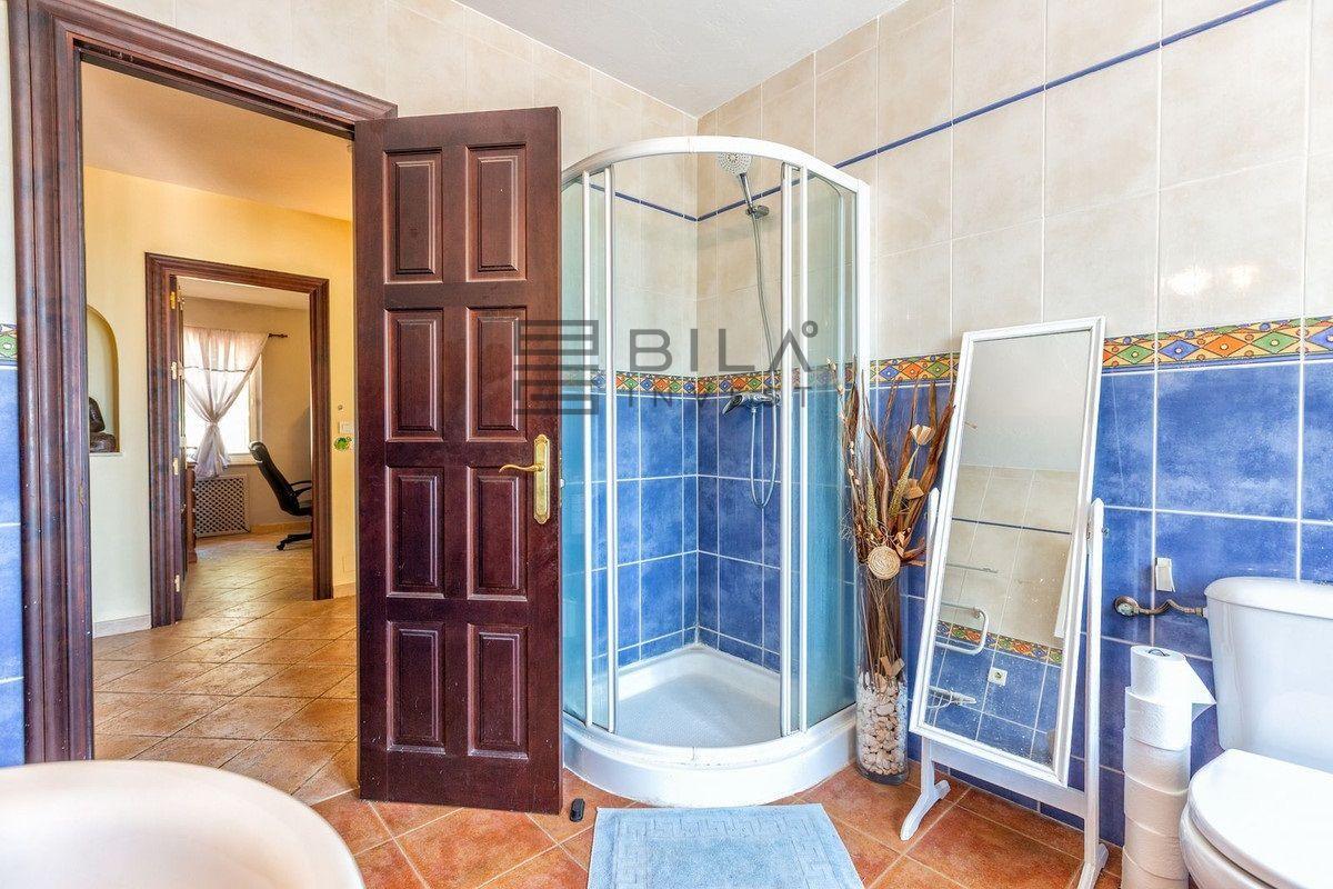Chalet for Sale in Mijas