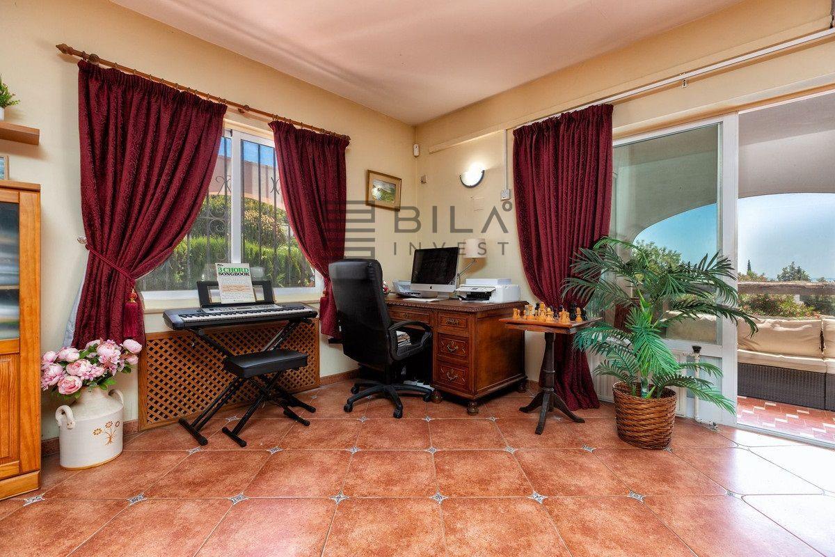 Chalet for Sale in Mijas