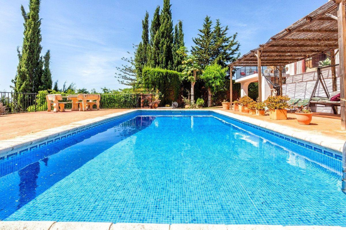 Chalet for Sale in Mijas