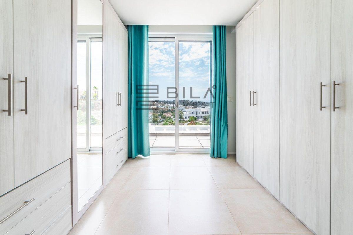 Flat for Sale in Mijas