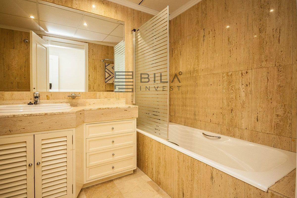 Flat for Sale in Marbella