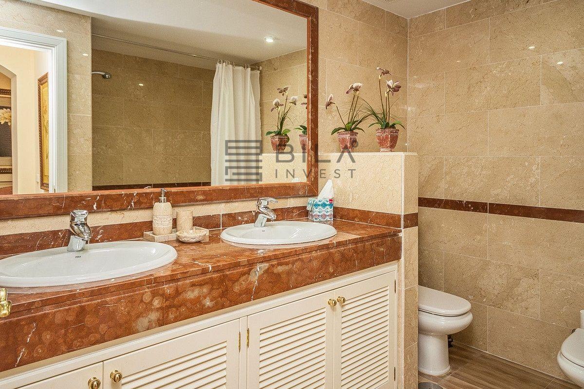 Flat for Sale in Marbella