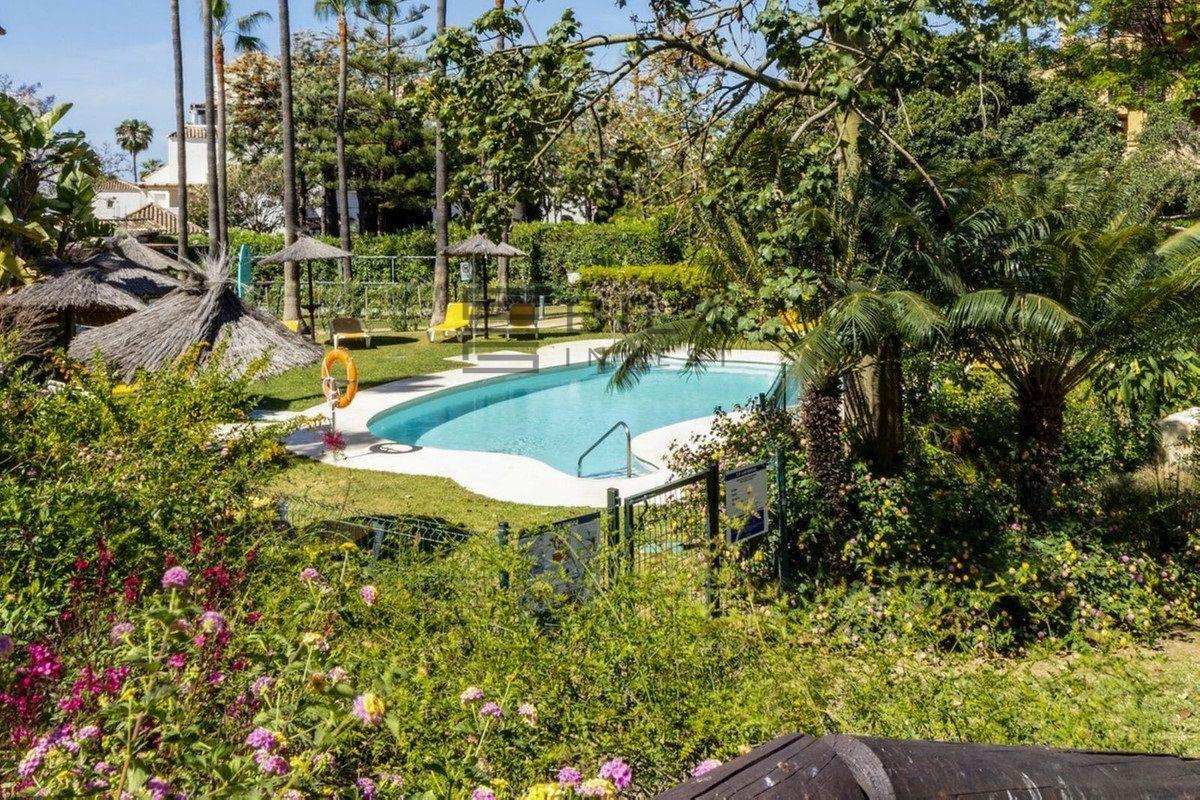 Flat for Sale in Marbella
