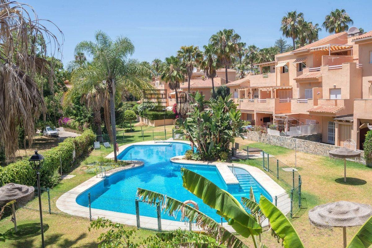 Flat for Sale in Marbella