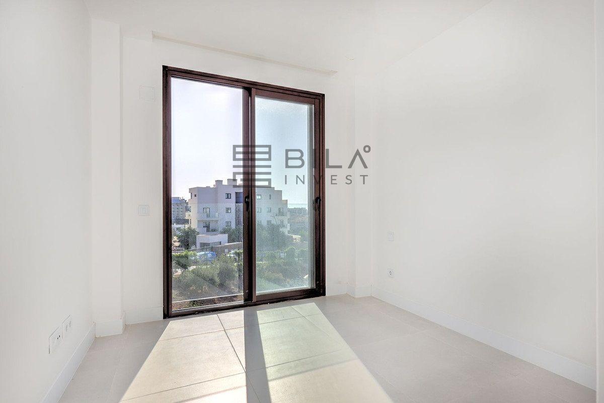 Flat for Sale in Fuengirola
