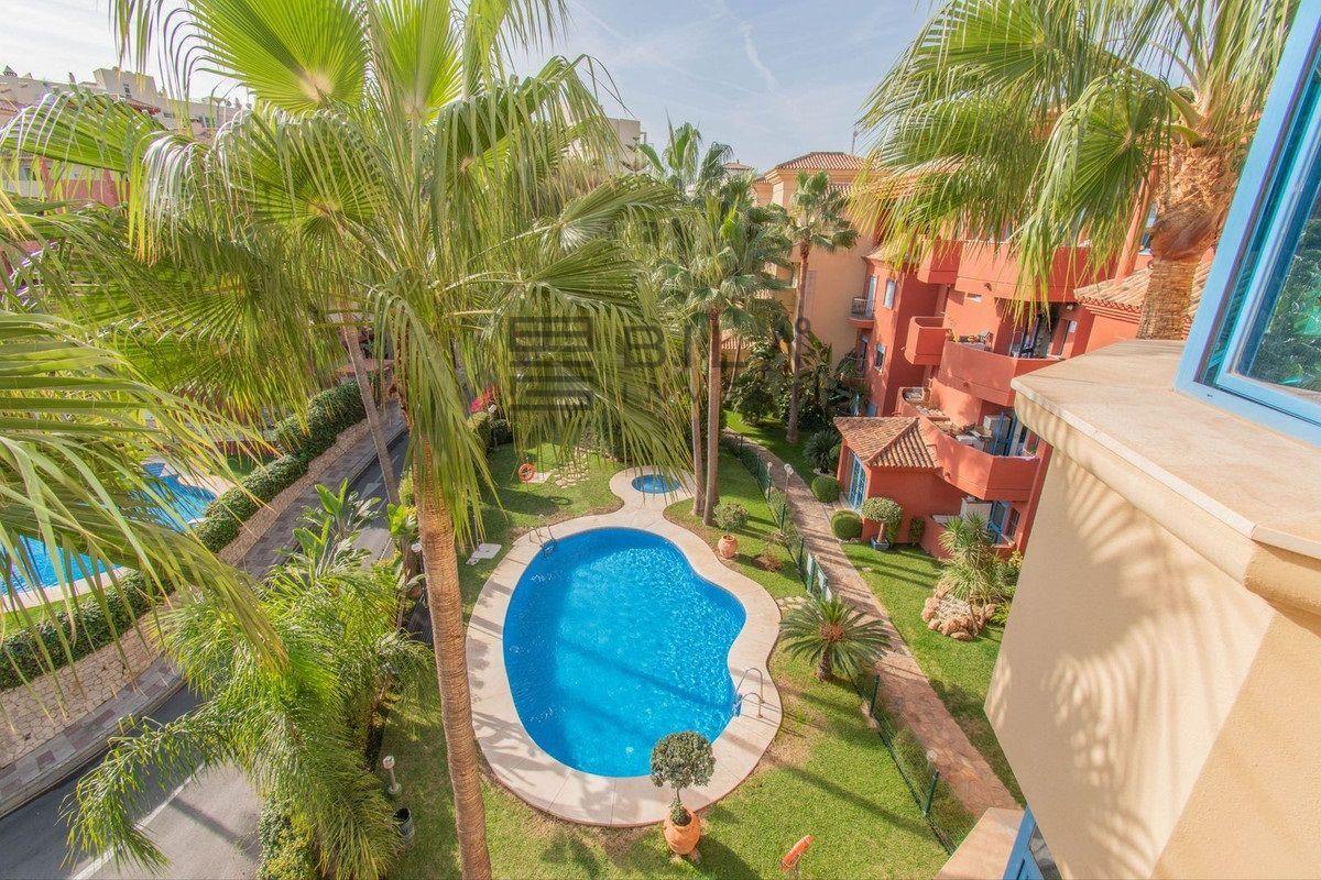 Penthouse for Sale in Benalmádena