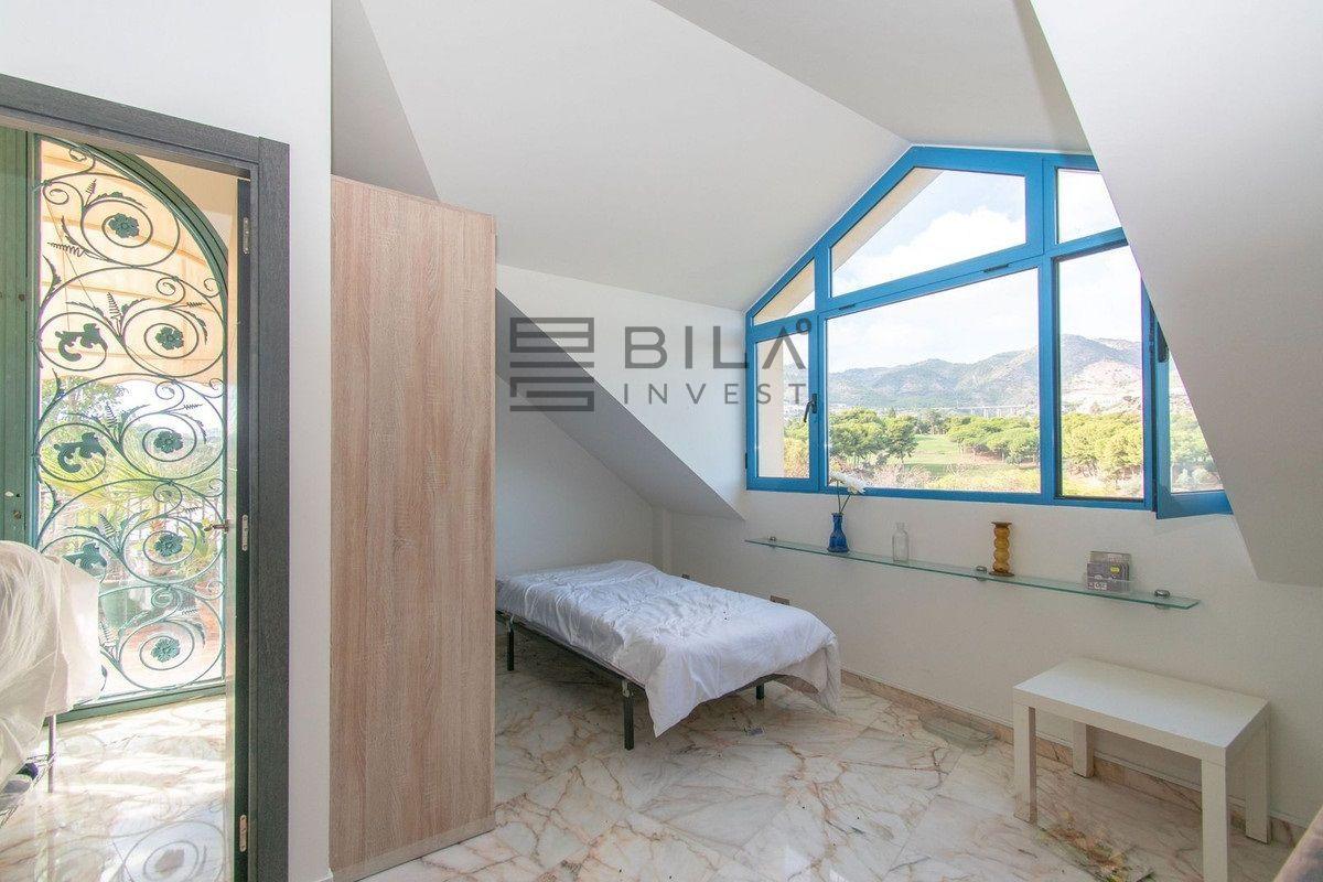 Penthouse for Sale in Benalmádena