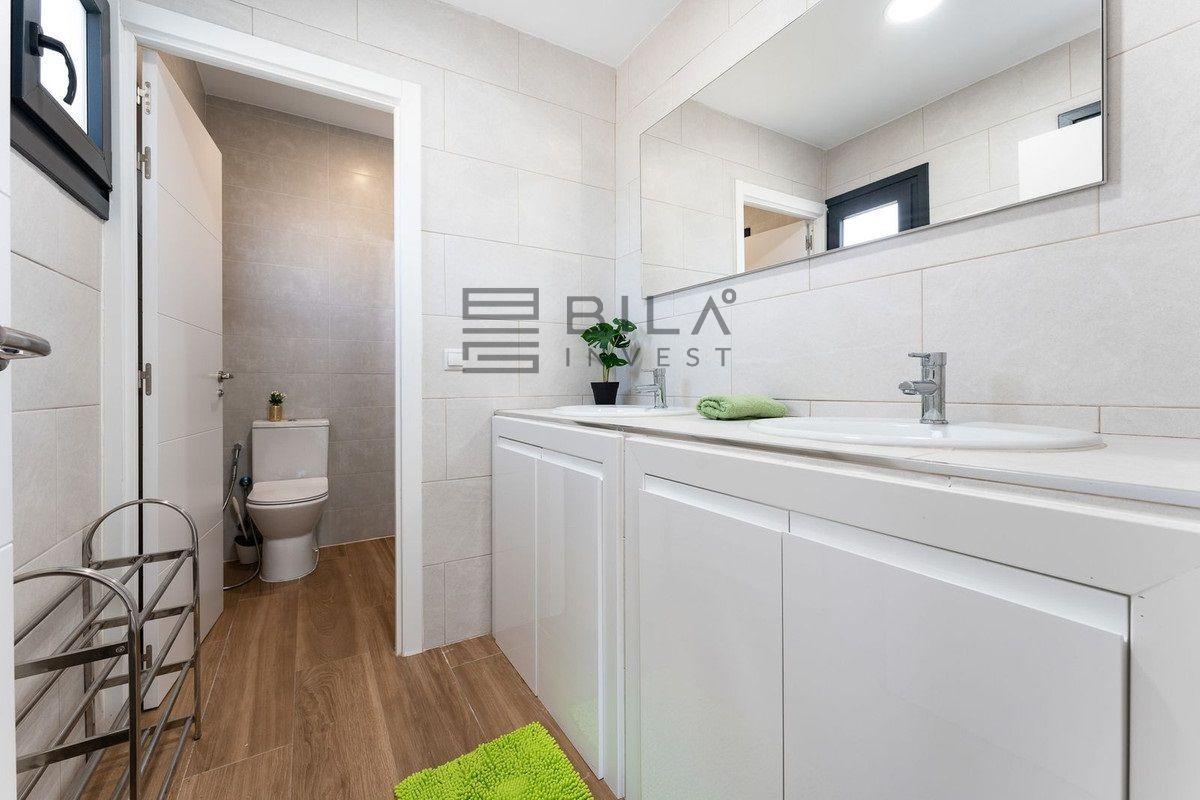 Chalet for Sale in Mijas