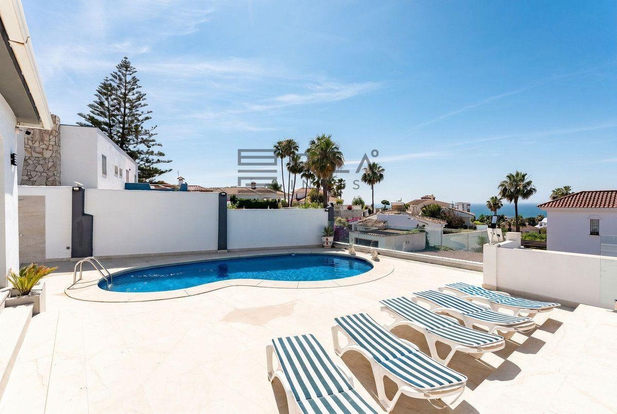 Chalet for Sale in Mijas