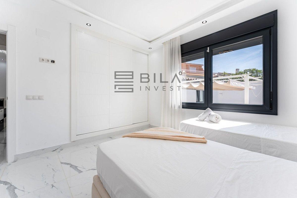 Chalet for Sale in Mijas